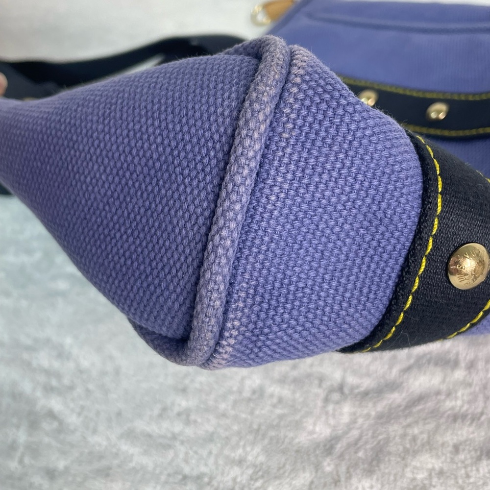 Louis Vuitton Antigua
Cabas Blue MM Tote Bag - Picture 10 of 17